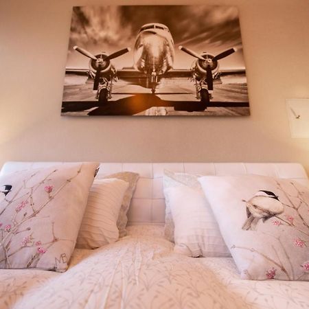 B&B Oldemarkt ภายนอก รูปภาพ